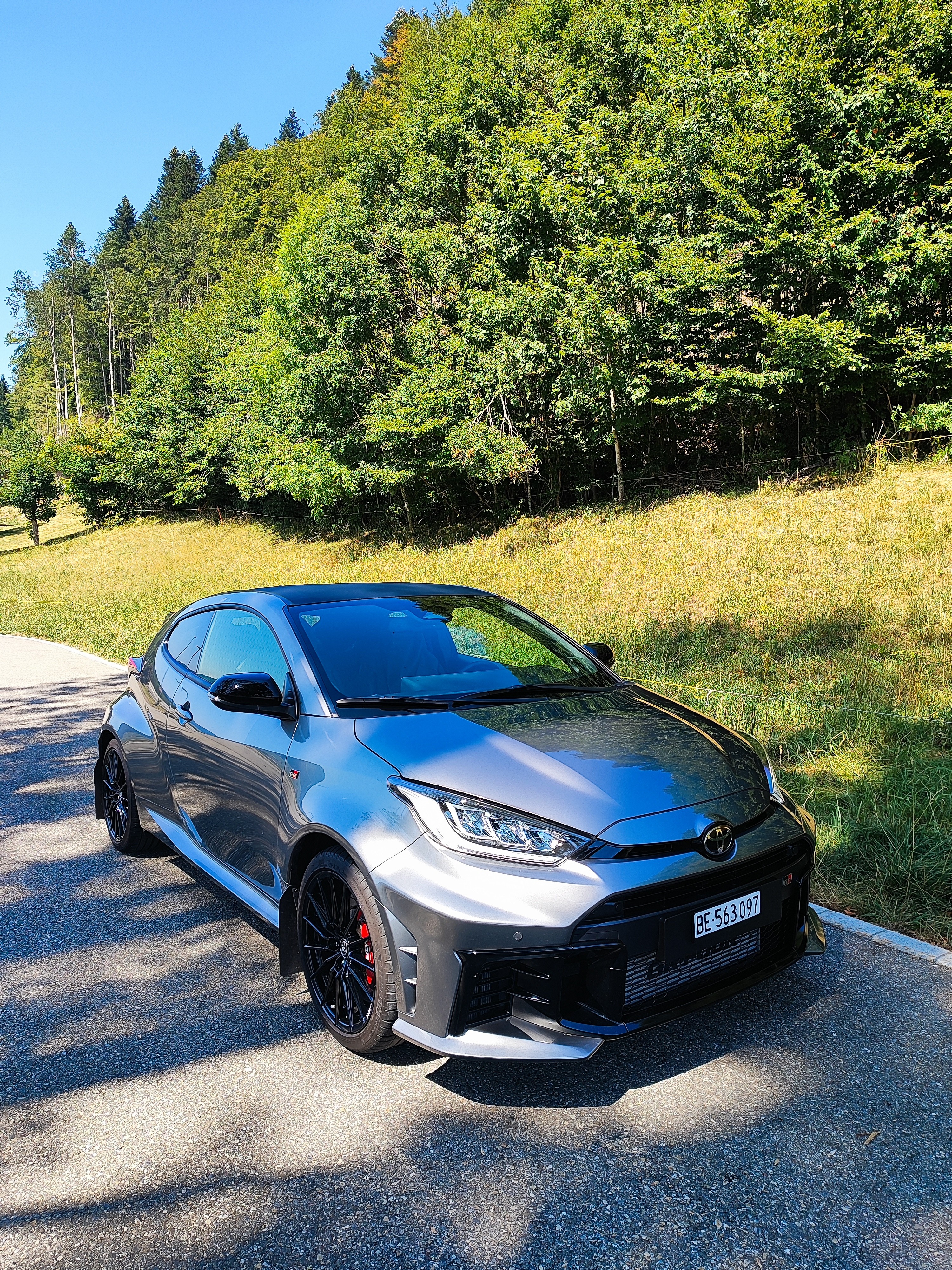 Car photo
