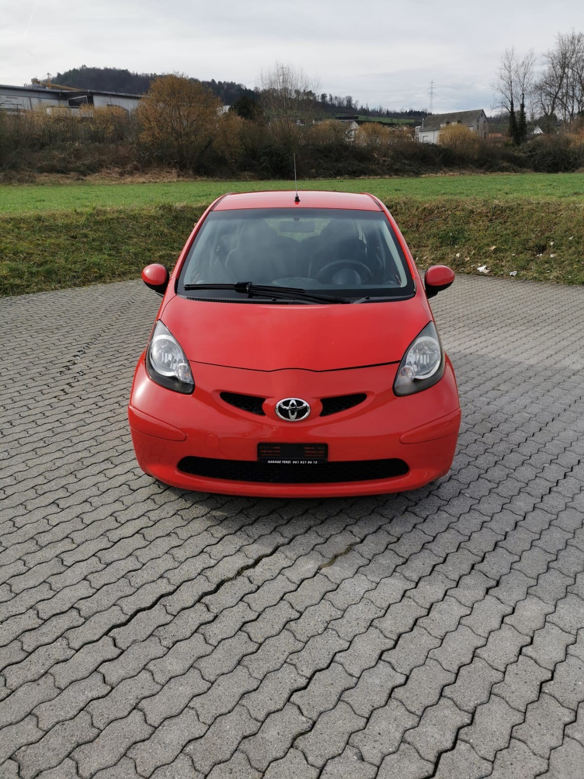 TOYOTA Aygo 1.0 Linea Luna-image-2
