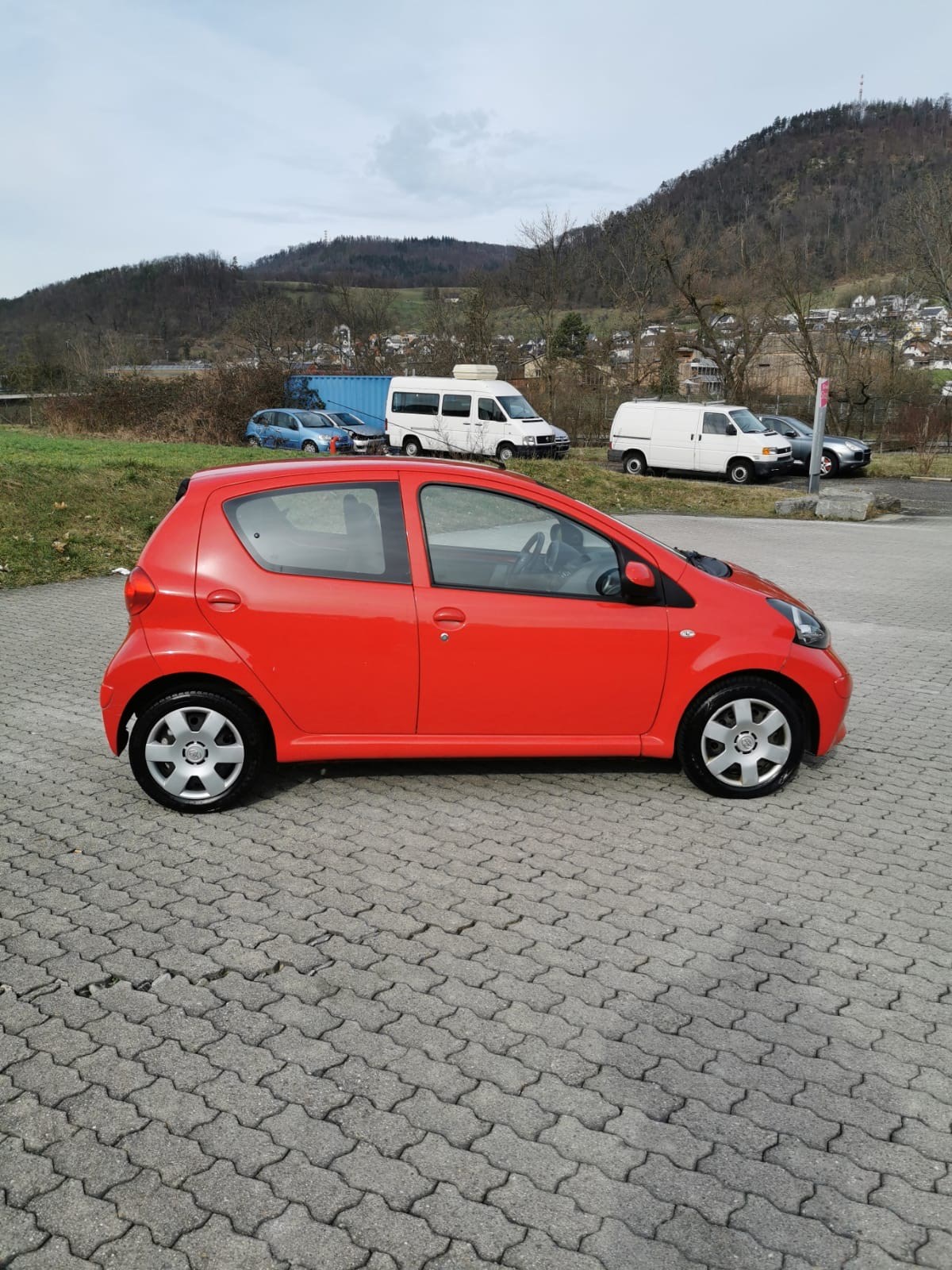 TOYOTA Aygo 1.0 Linea Luna-image-5
