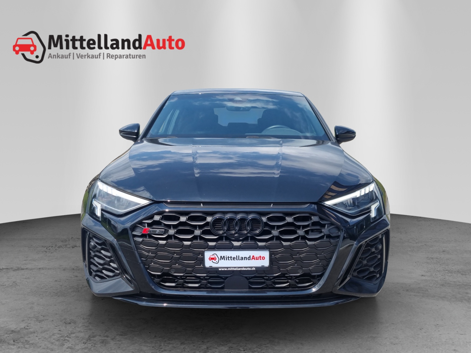 AUDI RS3 Limousine 2.5 TSI quattro S-tronic-image-1