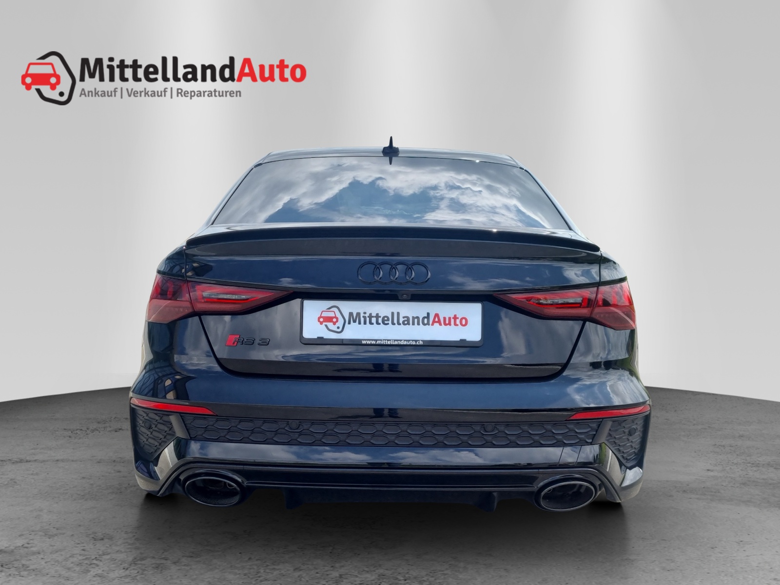 AUDI RS3 Limousine 2.5 TSI quattro S-tronic-image-10