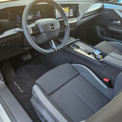OPEL Astra 54 kWh Edition-image-8