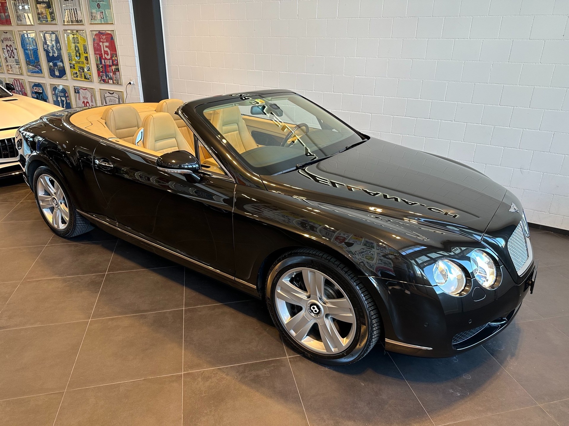 BENTLEY Continental GTC 6.0-image-1