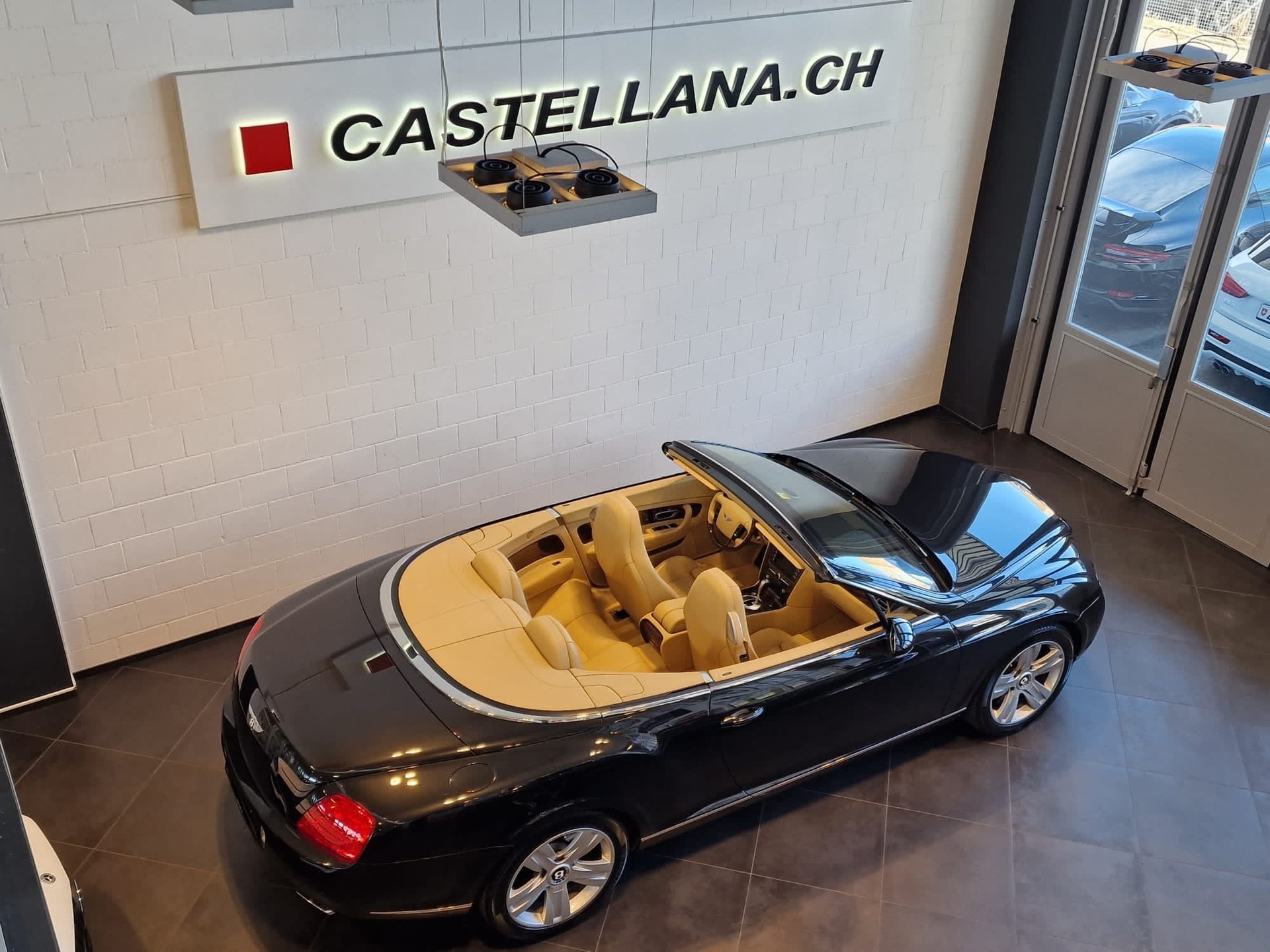 BENTLEY Continental GTC 6.0-image-3