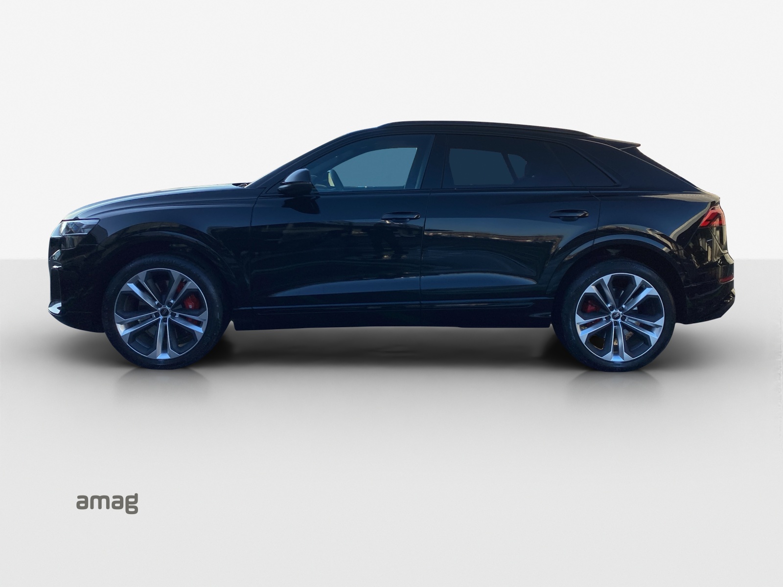 AUDI SQ8 SUV TFSI quattro tiptronic-image-1