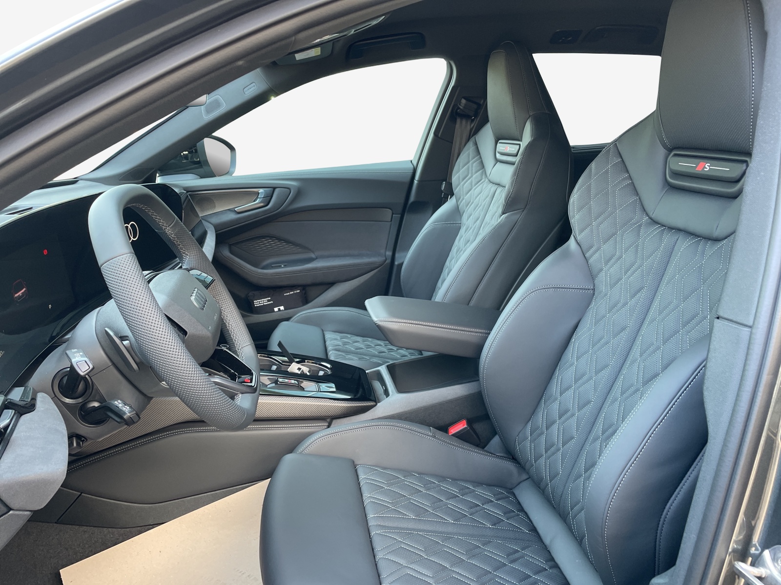 AUDI S5 Avant TFSI quattro S tronic-image-7