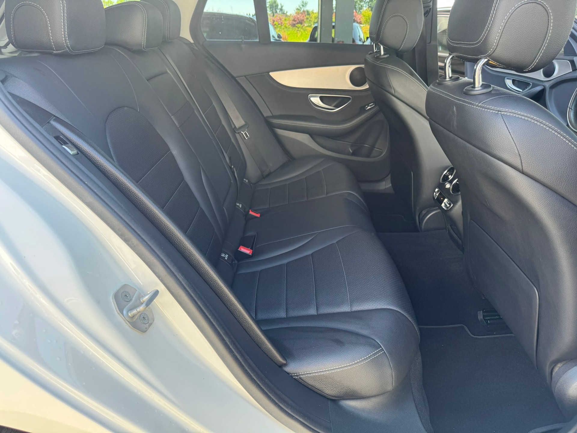 MERCEDES-BENZ C 250 BlueTEC Avantgarde 4Matic 7G-Tronic-image-10