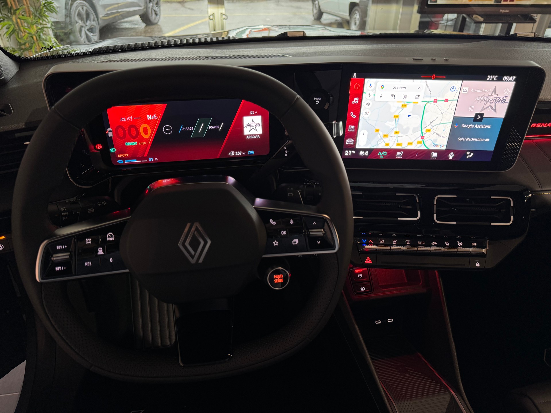 RENAULT R4 E-TECH ELECTRIC iconic 150PS Comfort Range-image-15