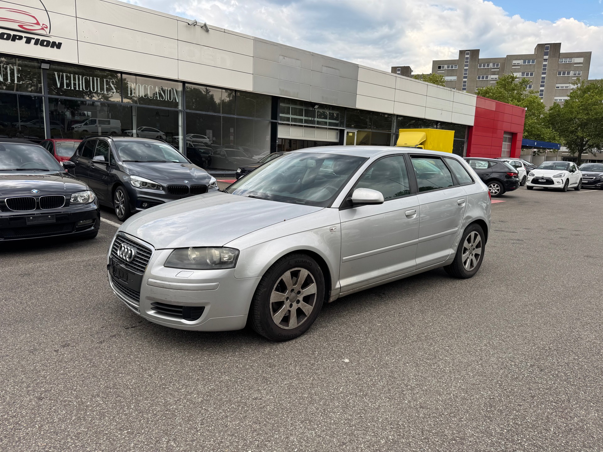 AUDI A3 Sportback 2.0 FSI Ambition-image-0