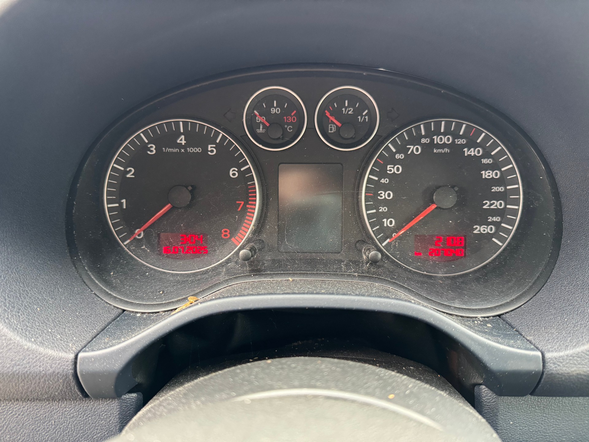 AUDI A3 Sportback 2.0 FSI Ambition-image-18