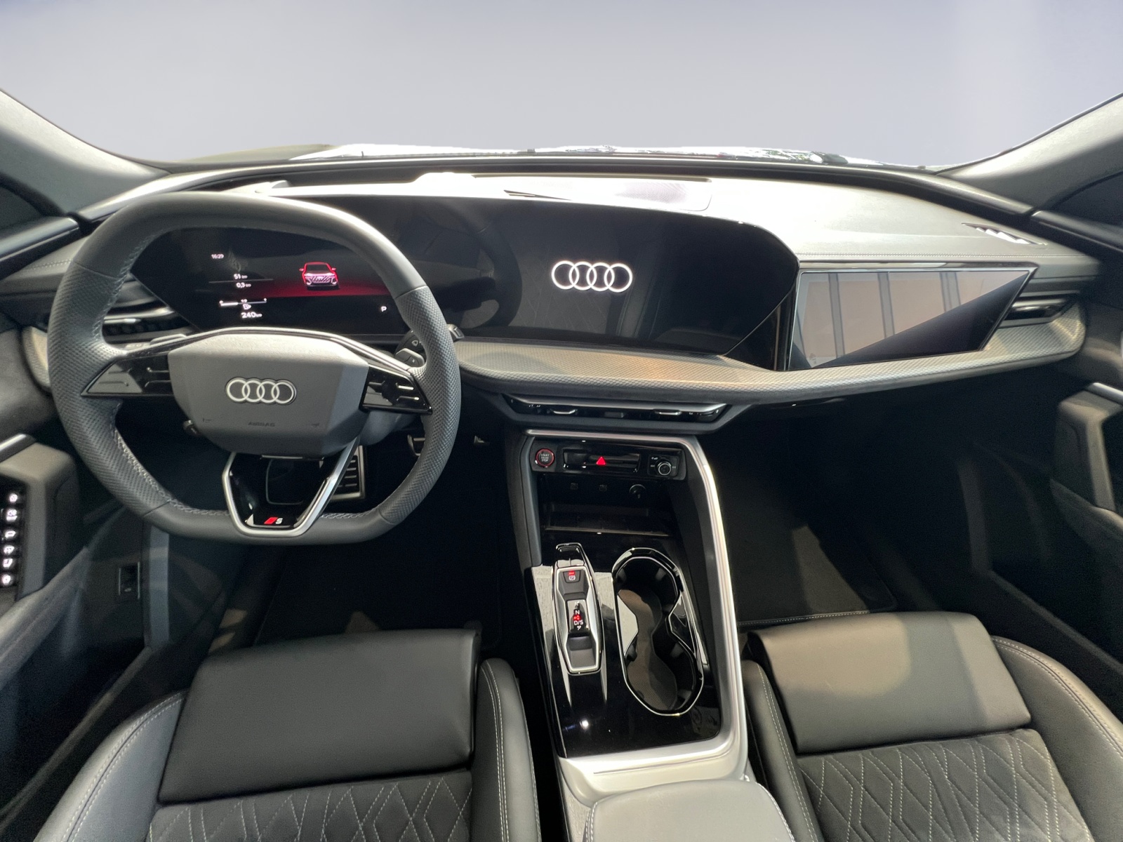 AUDI SQ5 TFSI quattro S-tronic-image-9