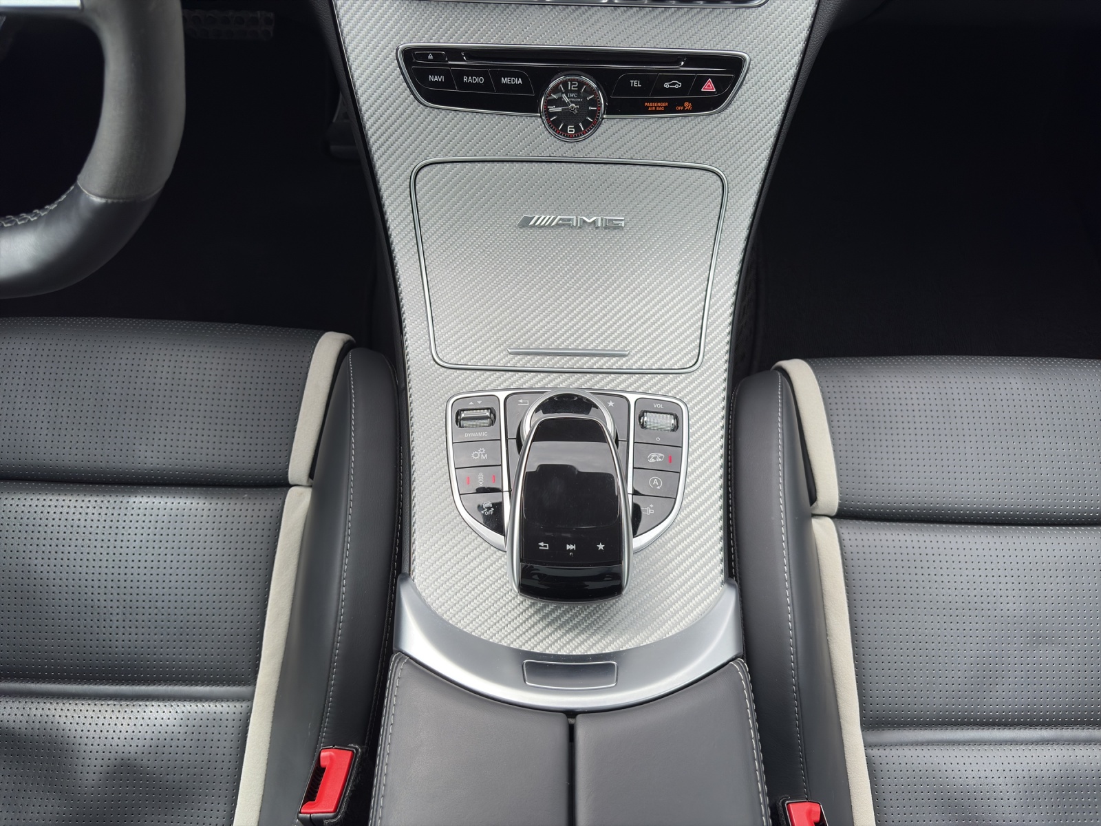 MERCEDES-BENZ C 63 S AMG Speedshift-image-9