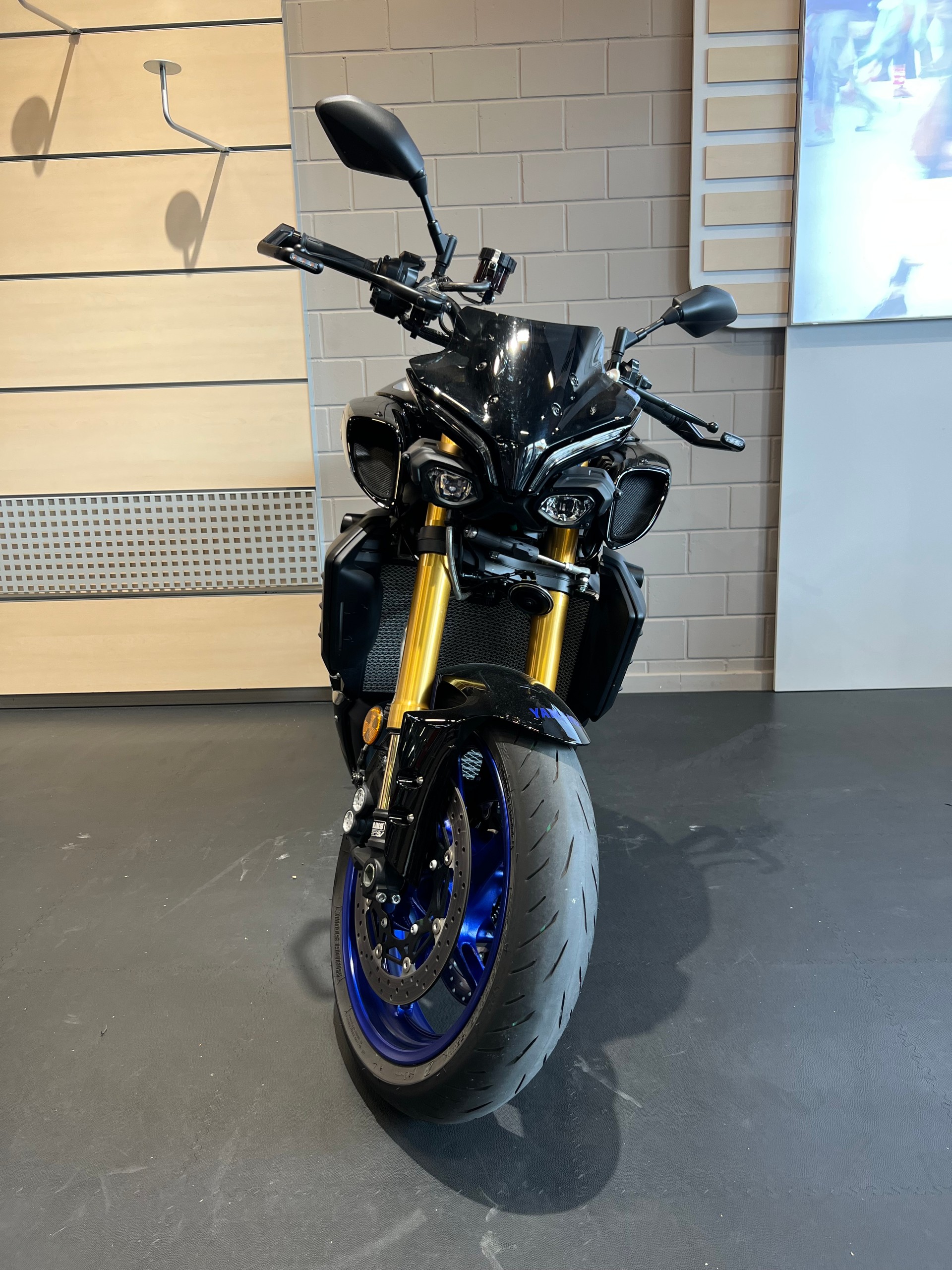 YAMAHA MT-10SP-image-1