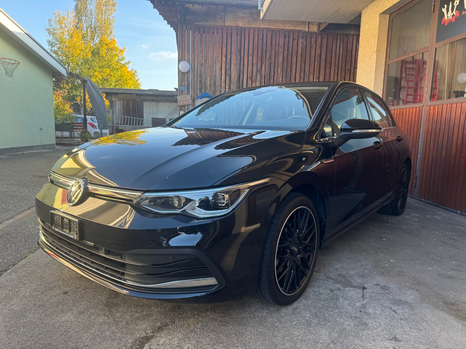 VW Golf 1.5 eTSI mHEV ACT First Edition DSG-image-1