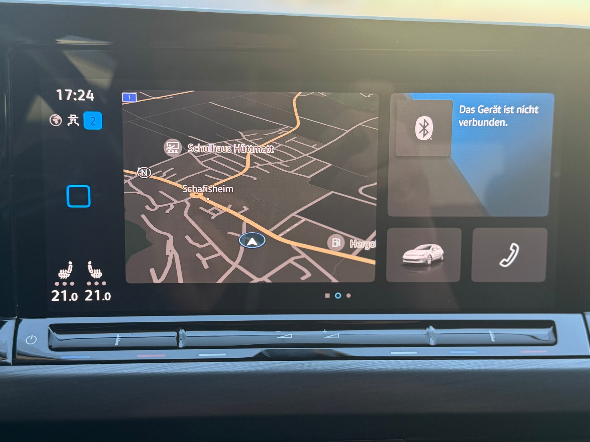 VW Golf 1.5 eTSI mHEV ACT First Edition DSG-image-12