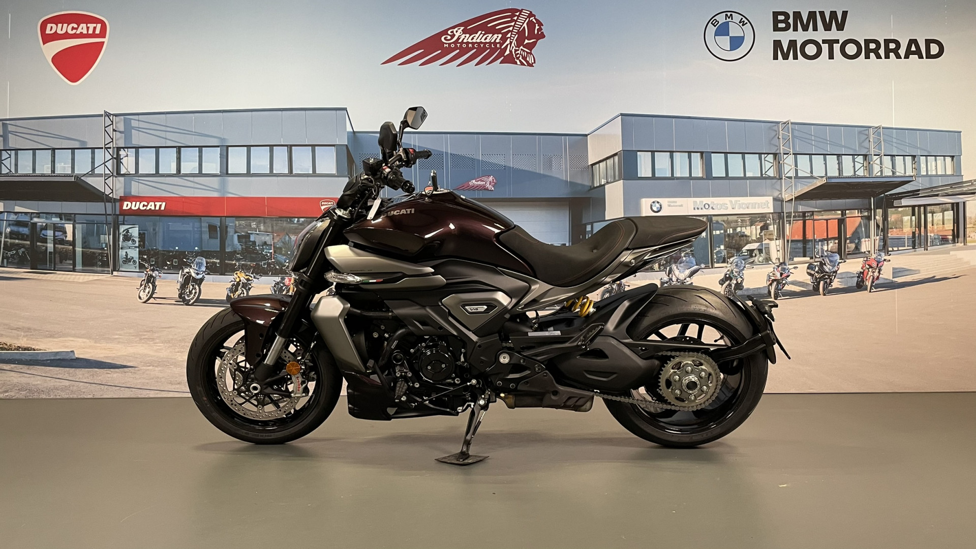 DUCATI XDiavel 1160 V4-showroom-element-3