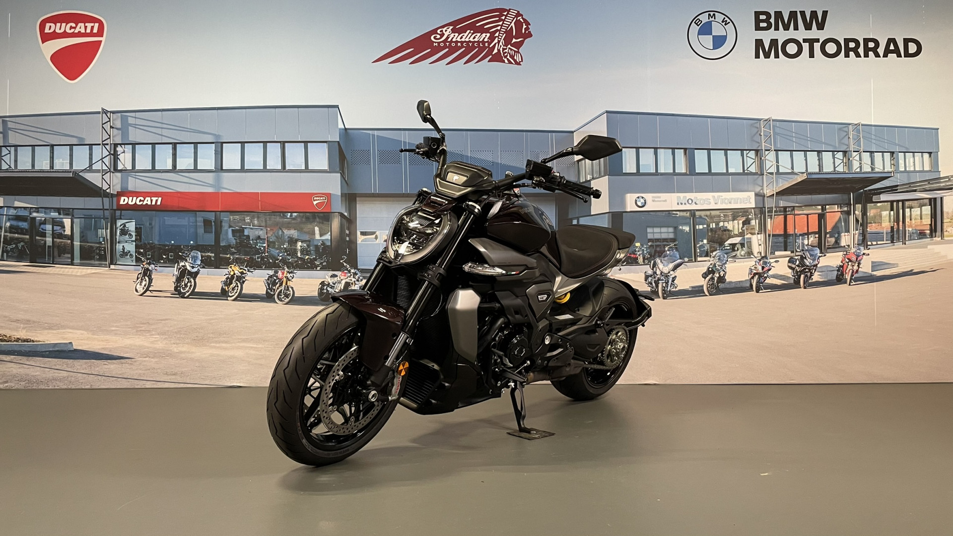 DUCATI XDiavel 1160 V4-showroom-element-2