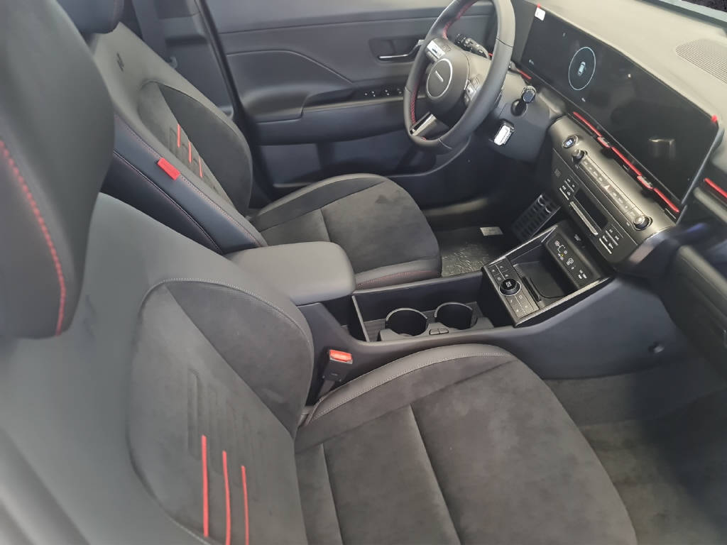 HYUNDAI Kona 1.6 GDi Hybrid N-Line-image-7