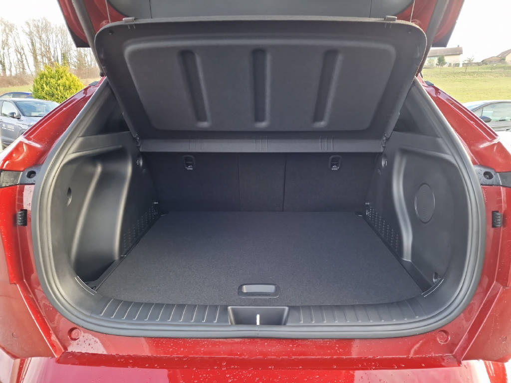 HYUNDAI Kona 1.6 GDi Hybrid N-Line-image-13