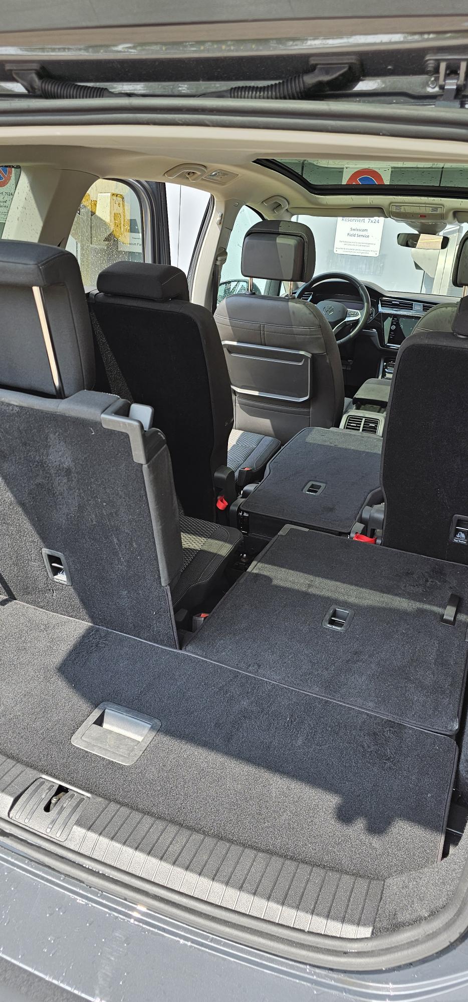 VW Touran 1.5 TSI EVO Comfortline DSG 7-Plätzer-image-6