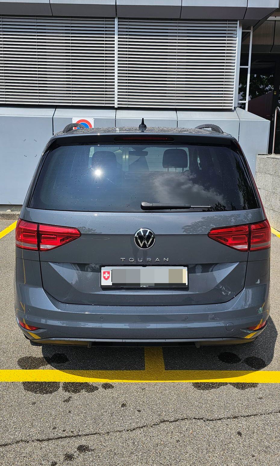 VW Touran 1.5 TSI EVO Comfortline DSG 7-Plätzer-image-3
