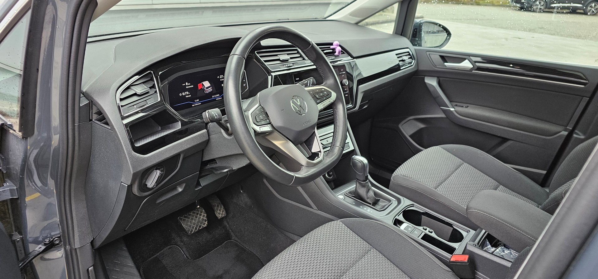VW Touran 1.5 TSI EVO Comfortline DSG 7-Plätzer-image-3