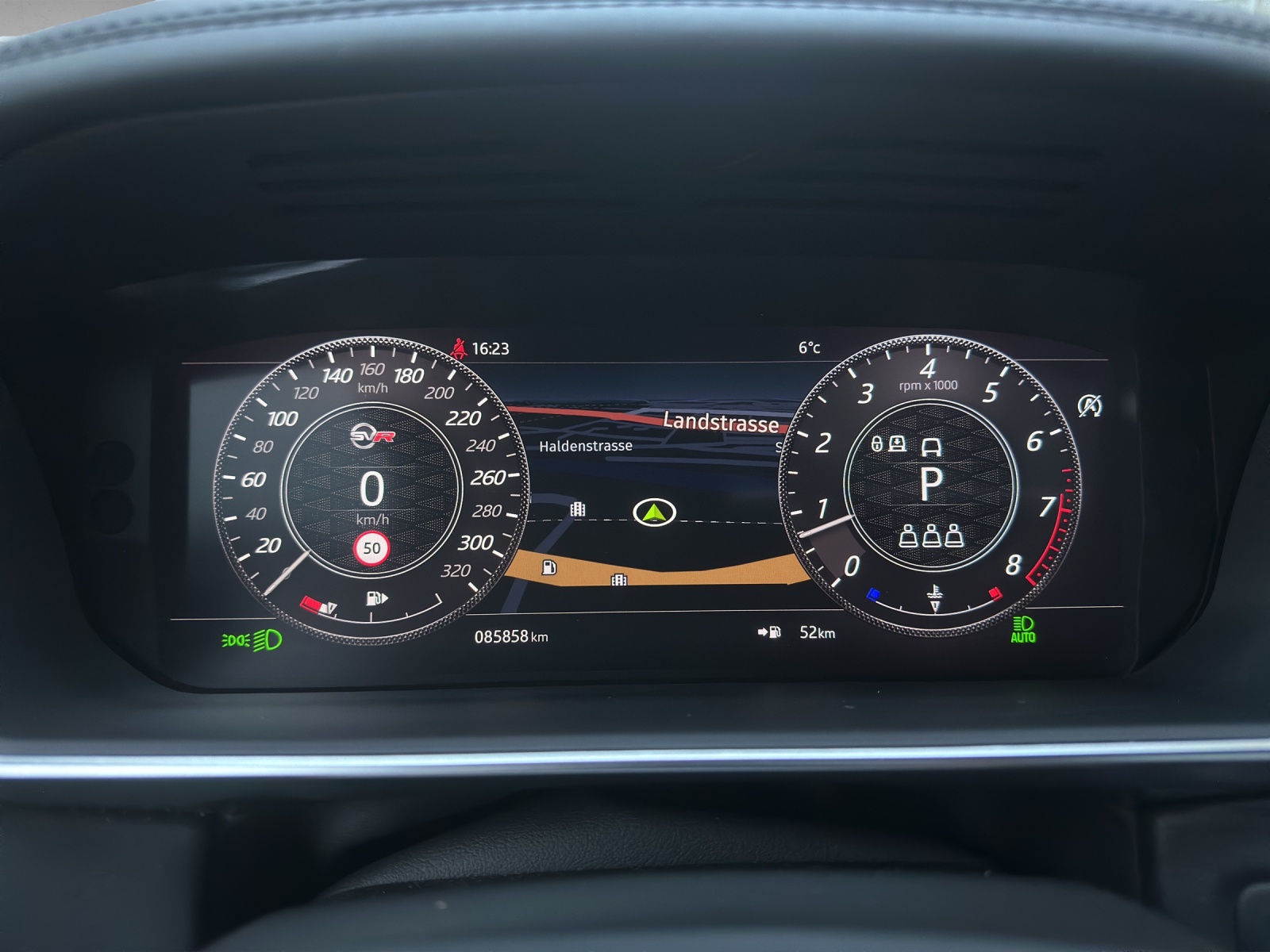 LAND ROVER Range Rover Sport 5.0 V8 S/C SVR Automatic-image-5
