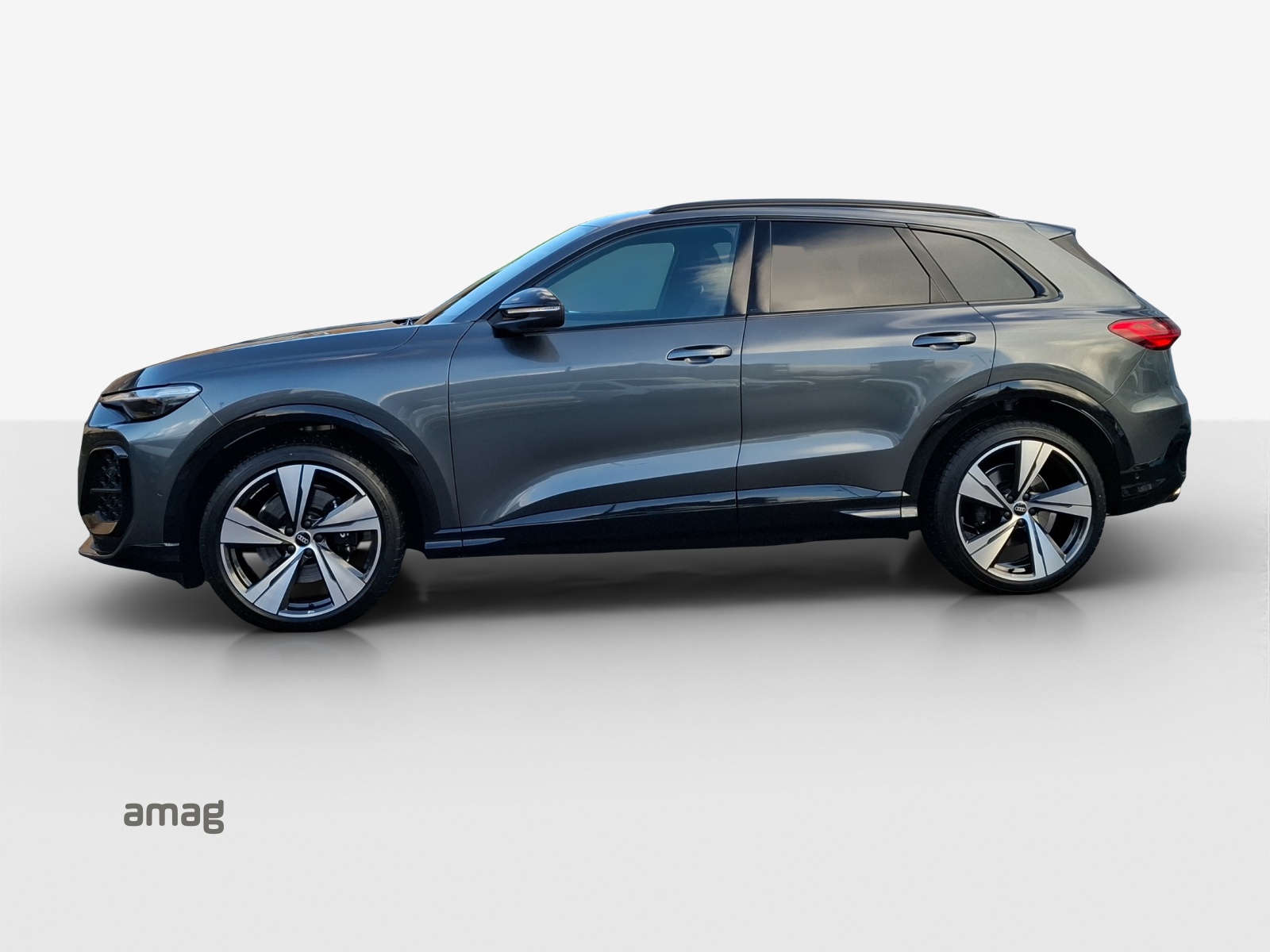 AUDI SQ5 TFSI quattro S-tronic-image-1