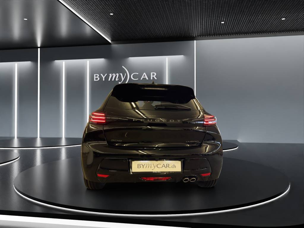 PEUGEOT 208 1.2 MHEV 145 GT-image-3