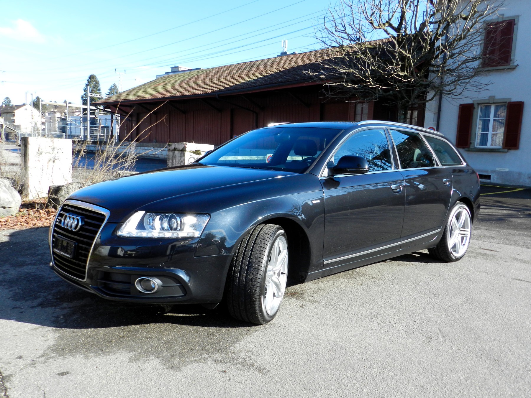 AUDI A6 Avant 3.0 V6 TDI quattro tiptronic-image-4