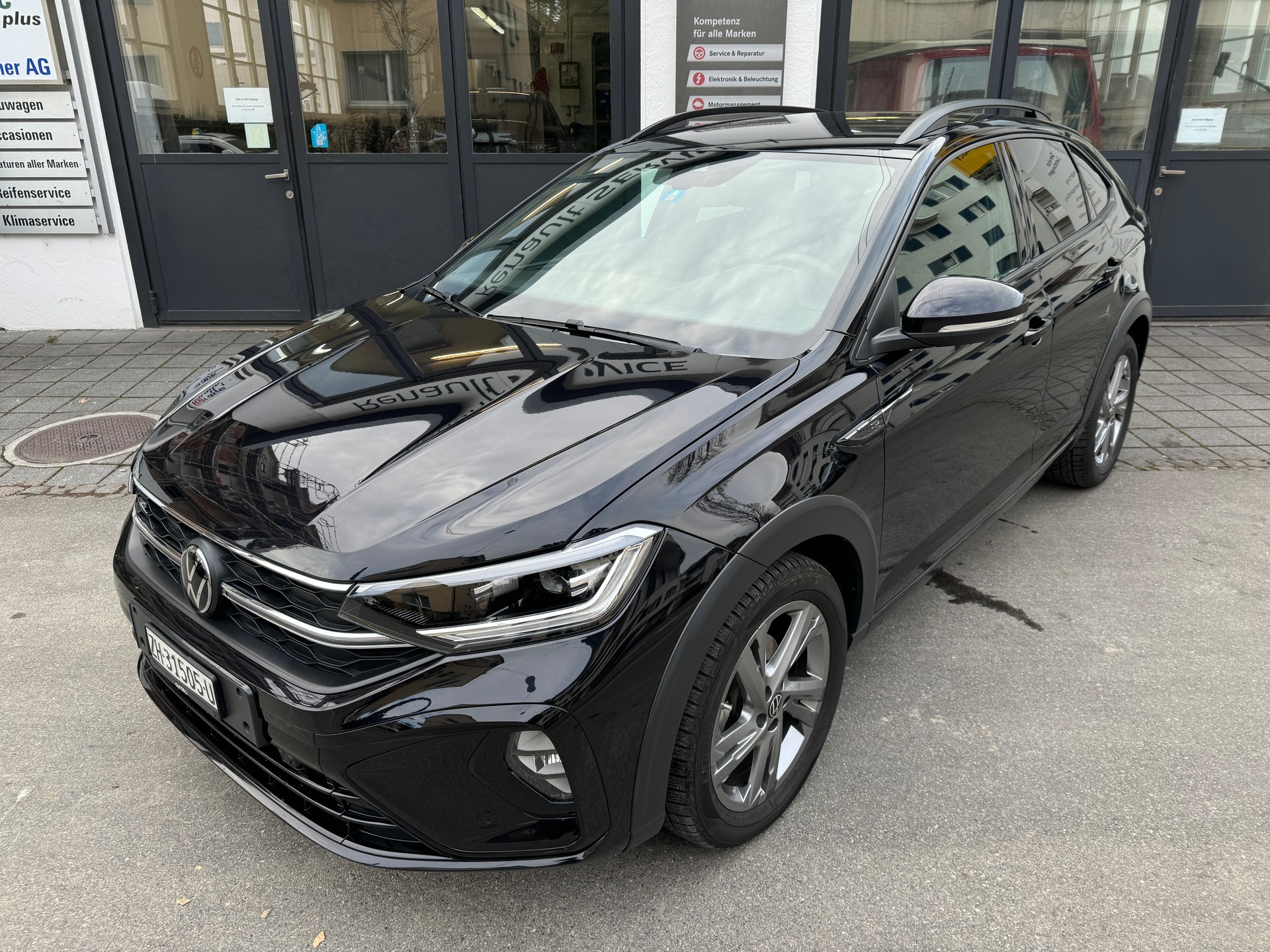 VW Taigo 1.0 TSI R-Line DSG-image-1