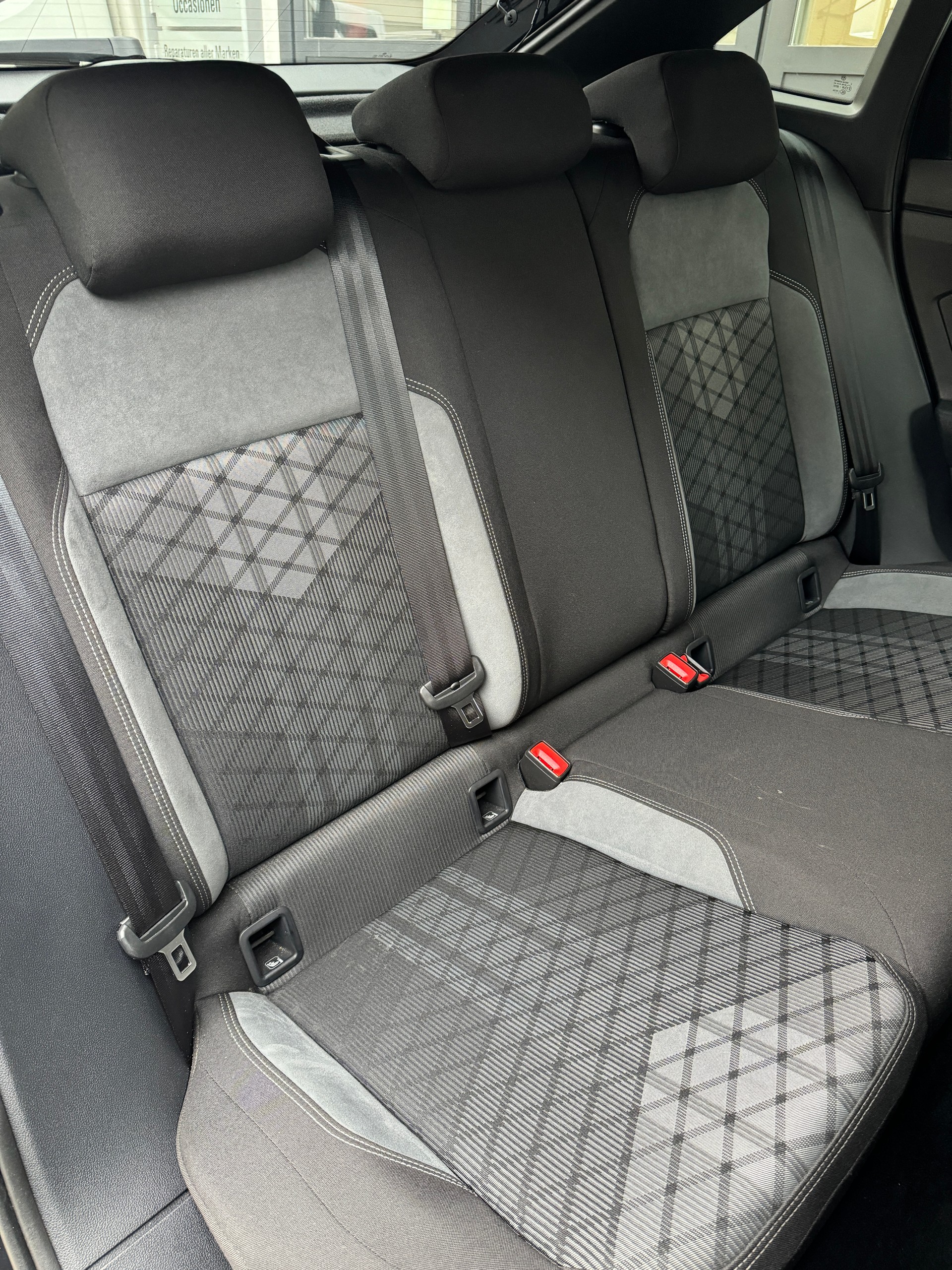 VW Taigo 1.0 TSI R-Line DSG-image-15