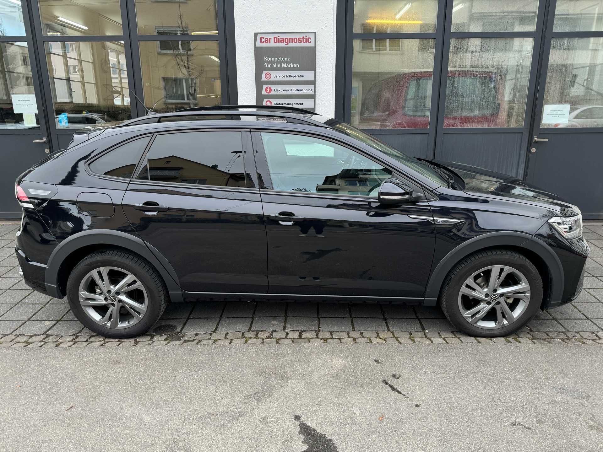 VW Taigo 1.0 TSI R-Line DSG-image-3
