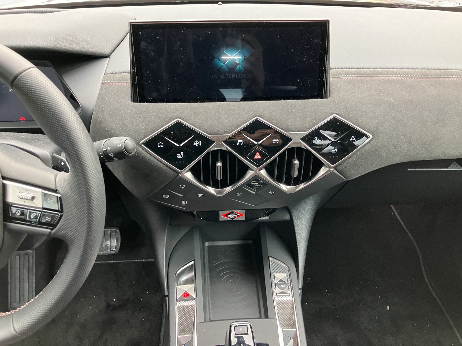 DS AUTOMOBILES DS 3 1.2 MHEV Etoile-image-10