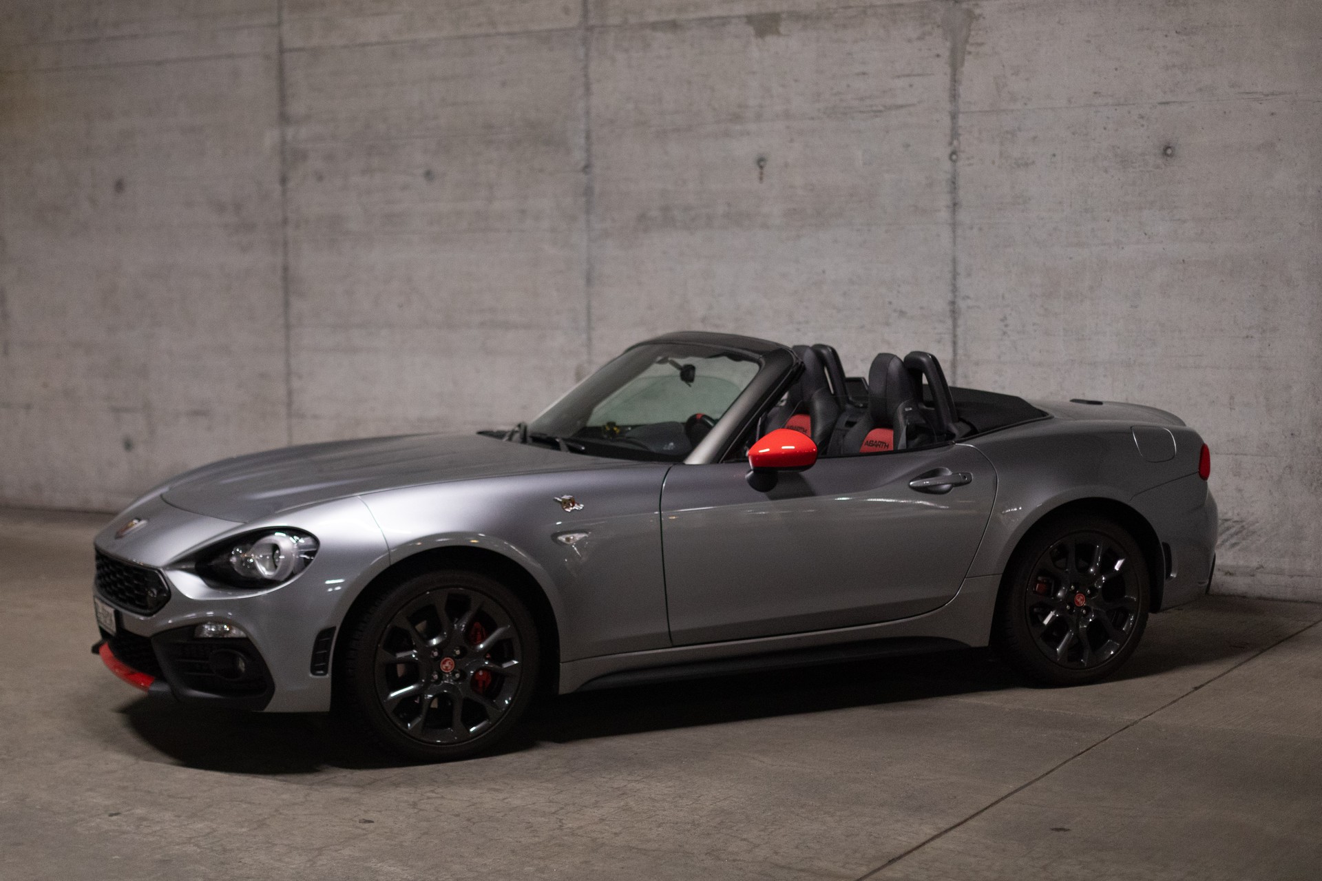 FIAT 124 Spider 1.4 TB Abarth Automatic-image-4