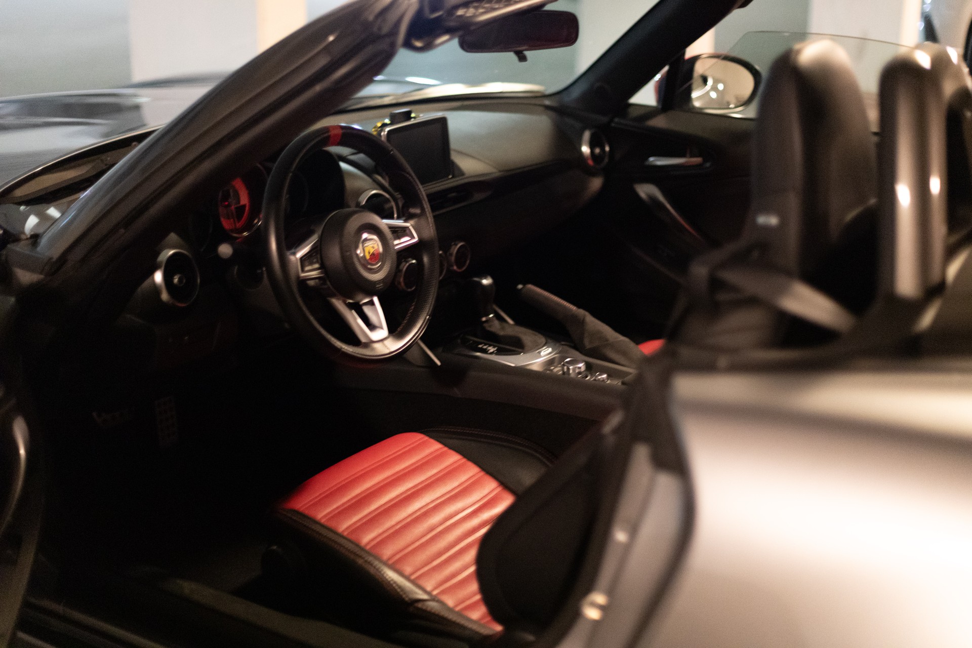 FIAT 124 Spider 1.4 TB Abarth Automatic-image-9