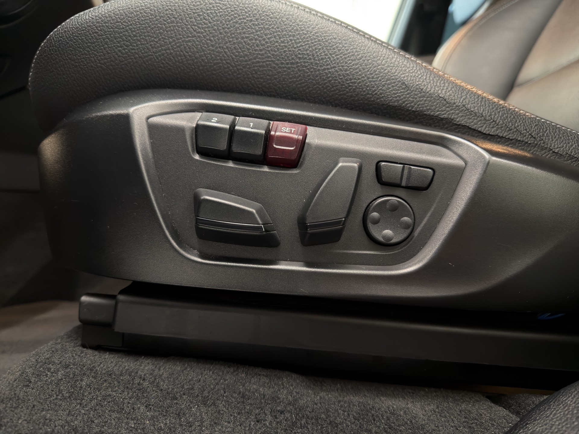 BMW X4 M 40i Steptronic-image-21