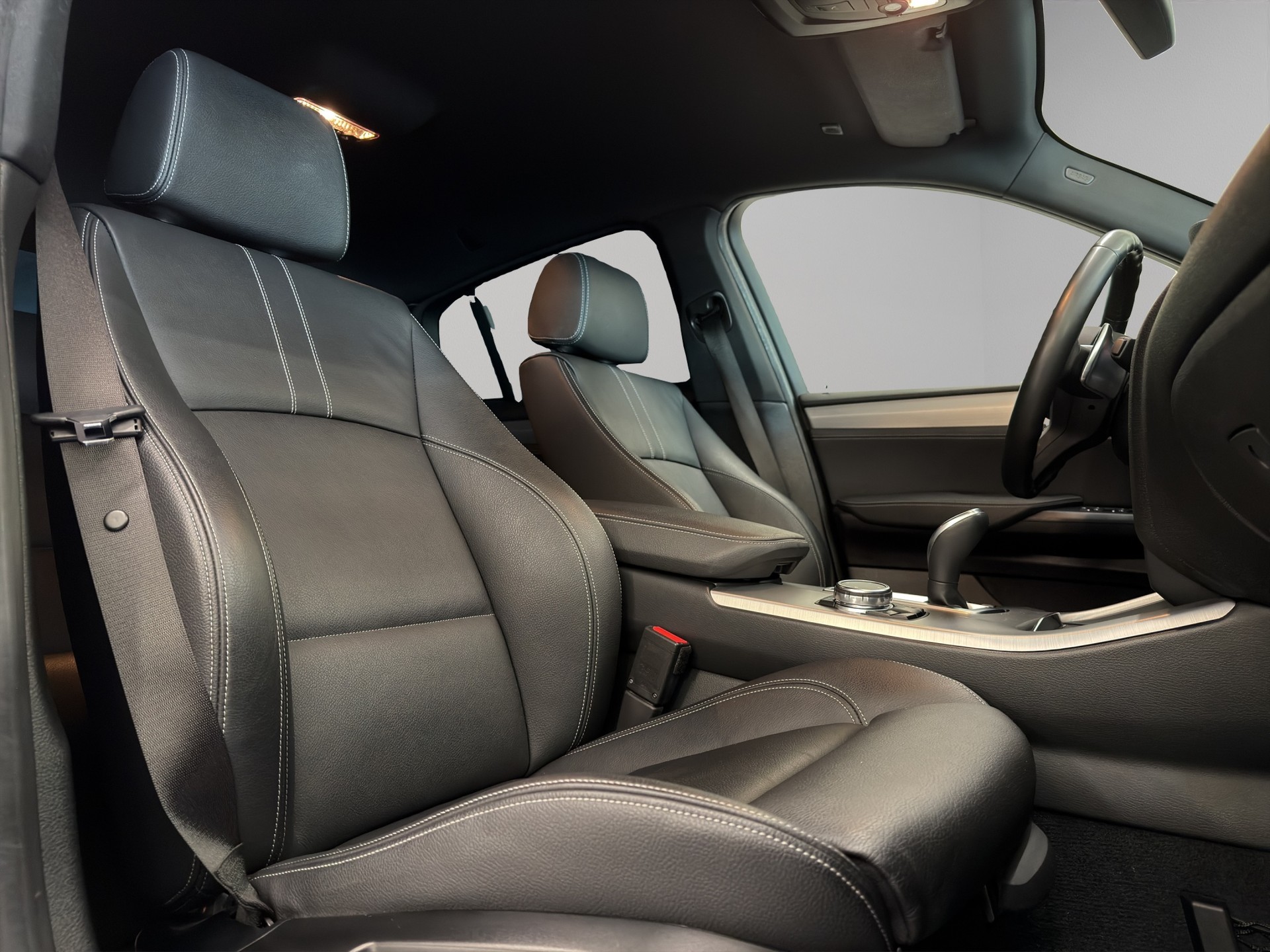 BMW X4 M 40i Steptronic-image-16