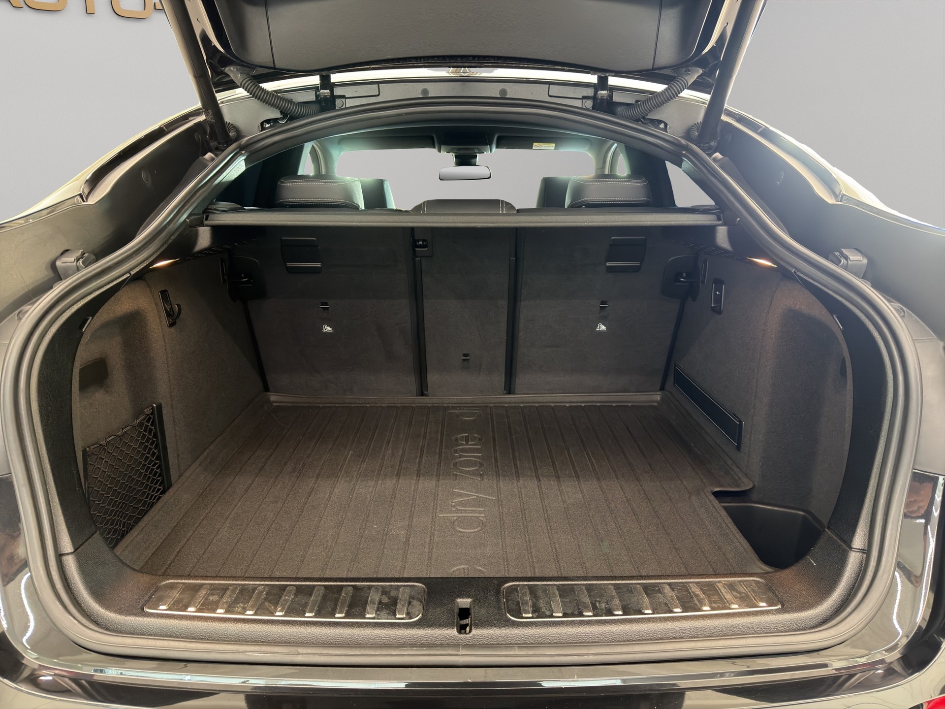 BMW X4 M 40i Steptronic-image-23