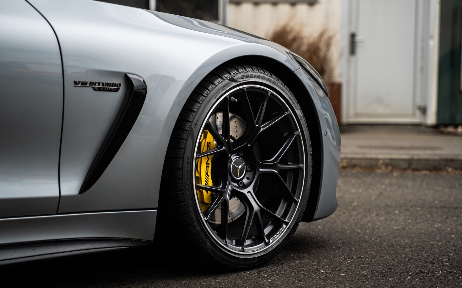 MERCEDES-BENZ AMG GT 63 4Matic+ Executive Edition-image-4