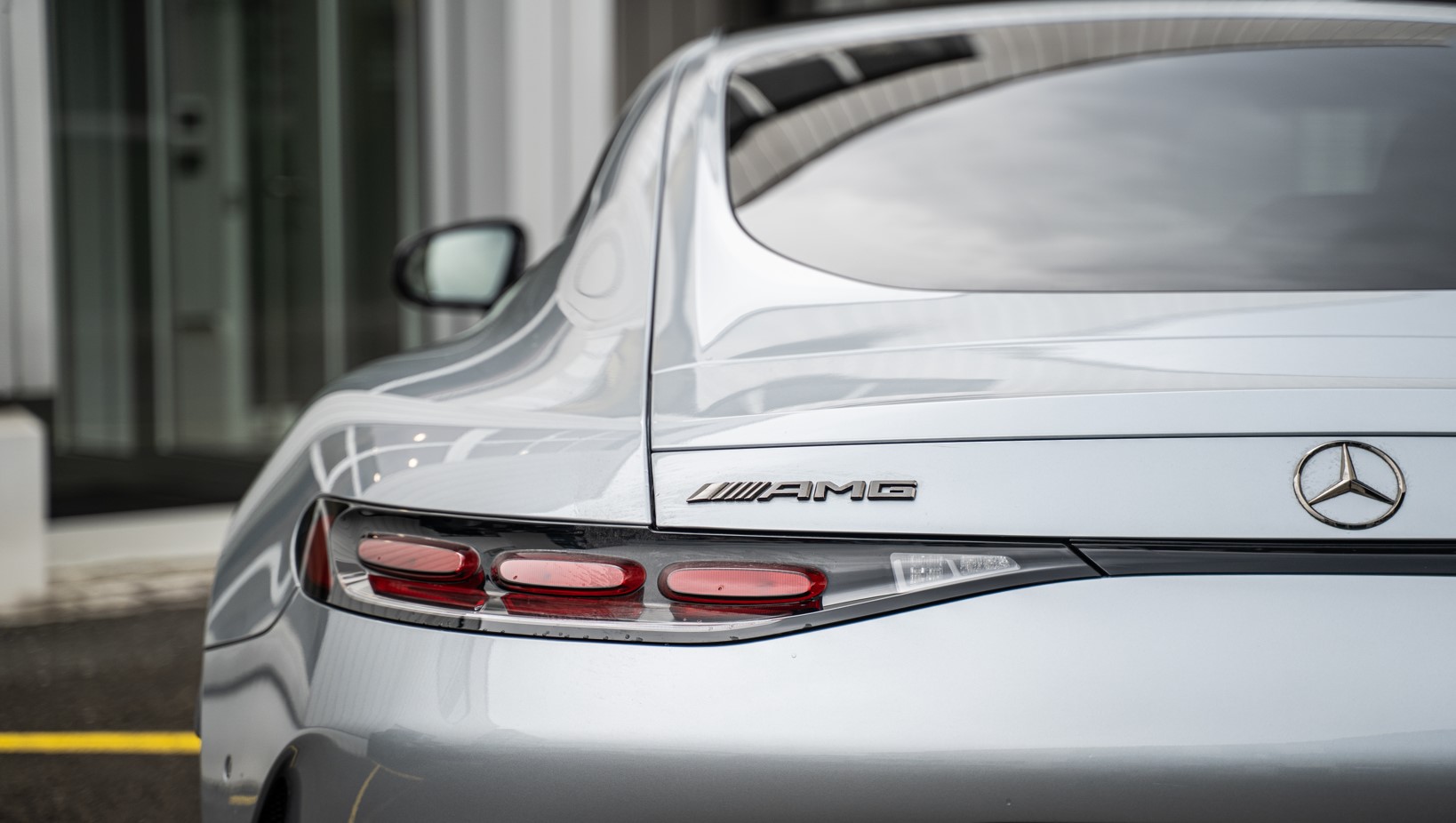 MERCEDES-BENZ AMG GT 63 4Matic+ Executive Edition-image-3