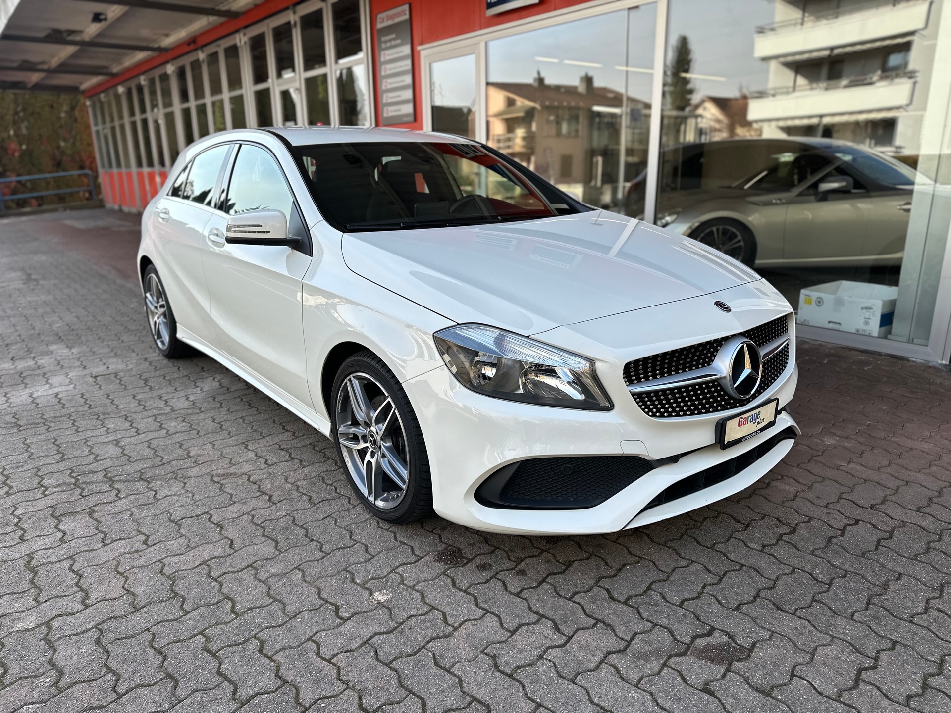 MERCEDES-BENZ A 180 CDI AMG Line