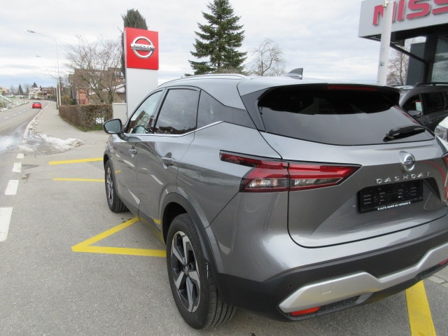 NISSAN Qashqai 1.3 DIG-T N-Connecta 4x4-showroom-element-1