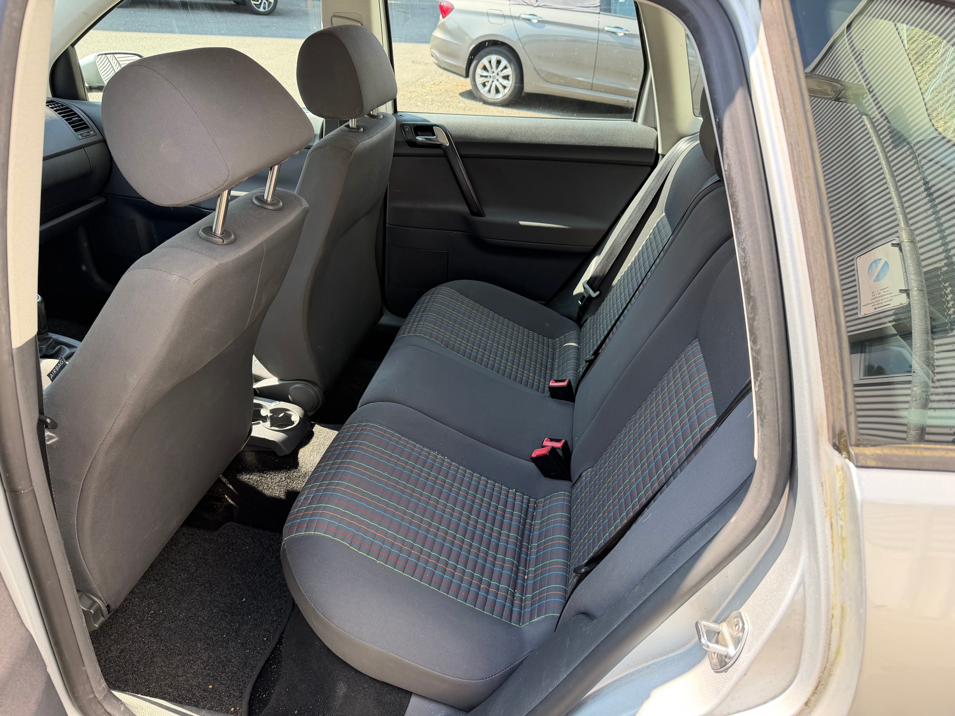 VW Polo 1.4 TDI Blue Motion-image-5