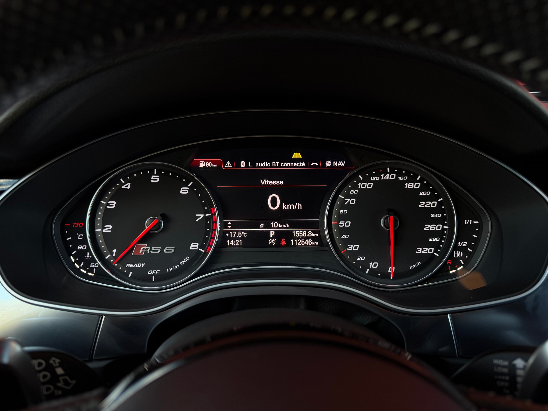 AUDI RS6 Avant 4.0 TFSI V8 performance quattro-image-9