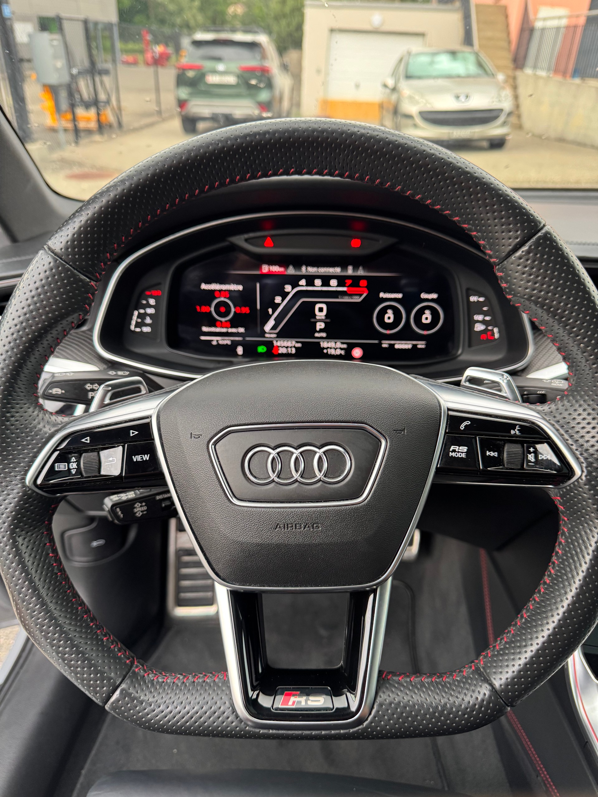 AUDI RS6 Avant 4.0 TFSI V8 quattro-image-11