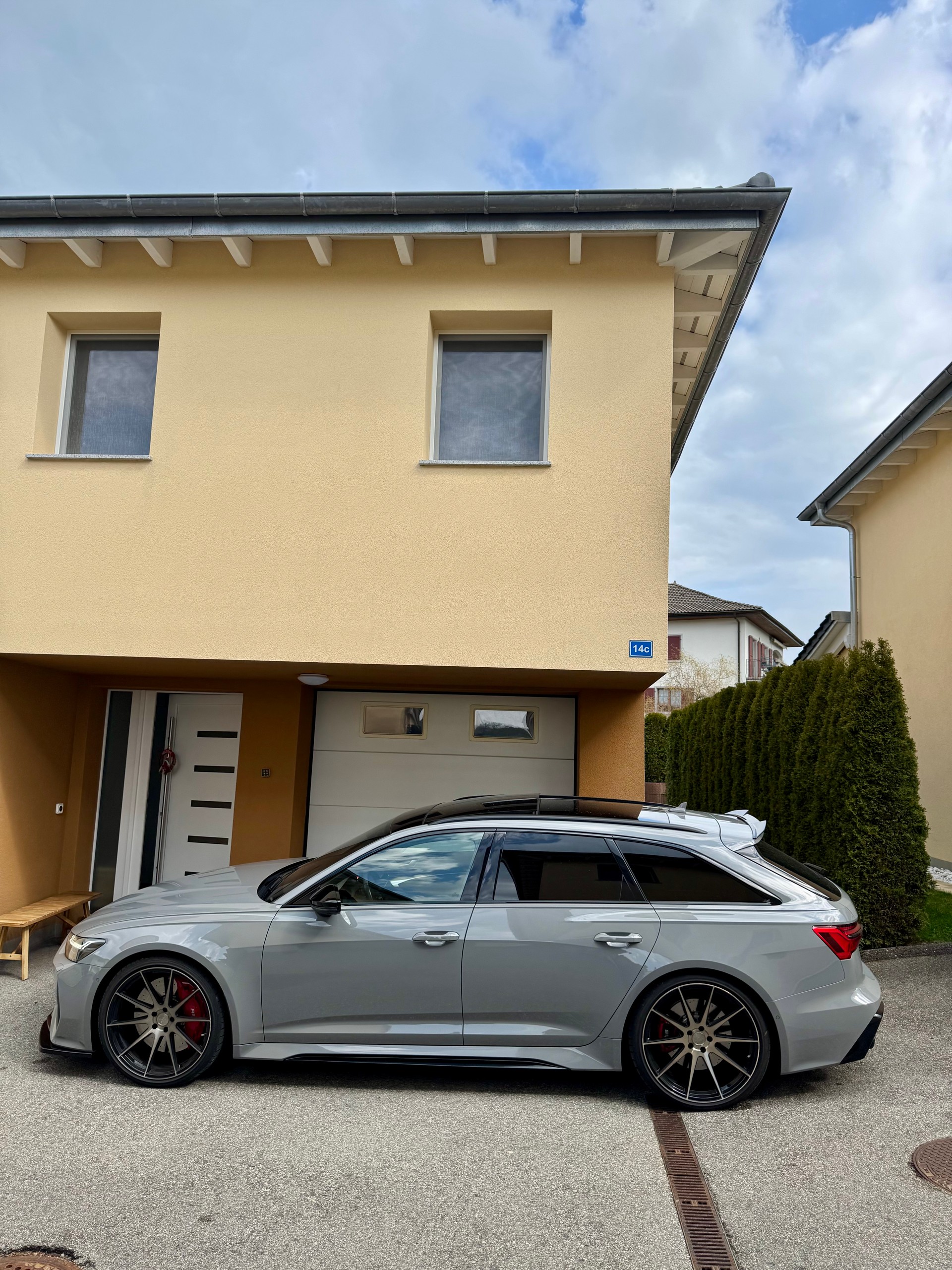 AUDI RS6 Avant 4.0 TFSI V8 quattro-image-7