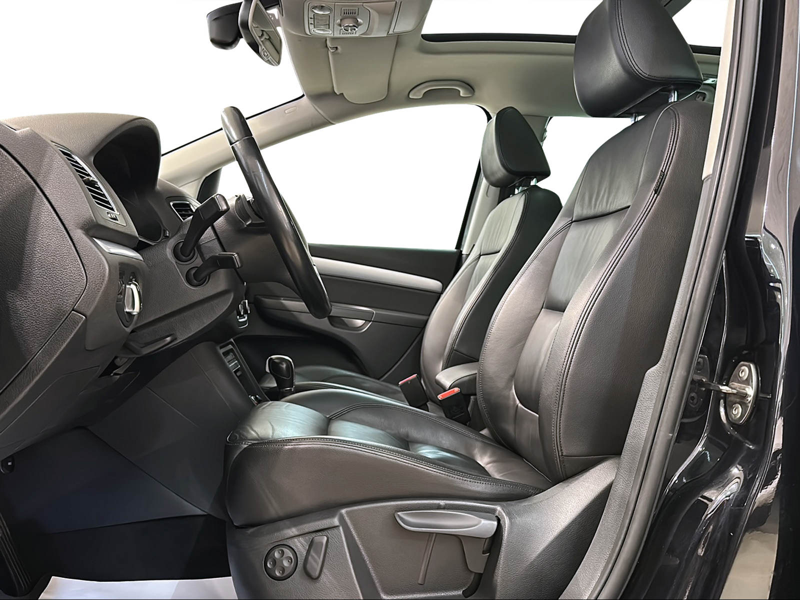VW Sharan 2.0 TDI BlueMotion Technology Highline DSG-image-12
