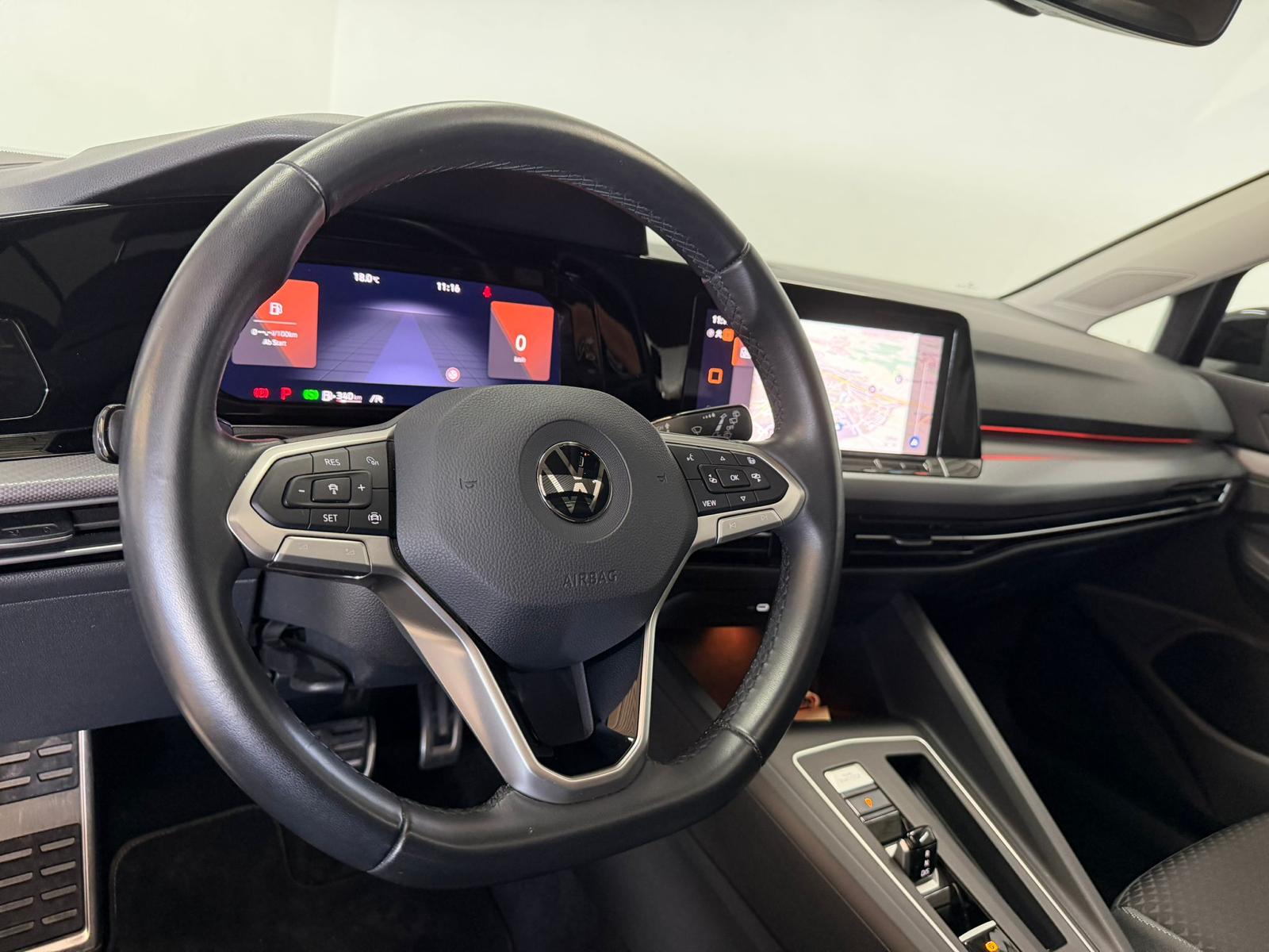 VW Golf 2.0 TDI Style DSG-image-5