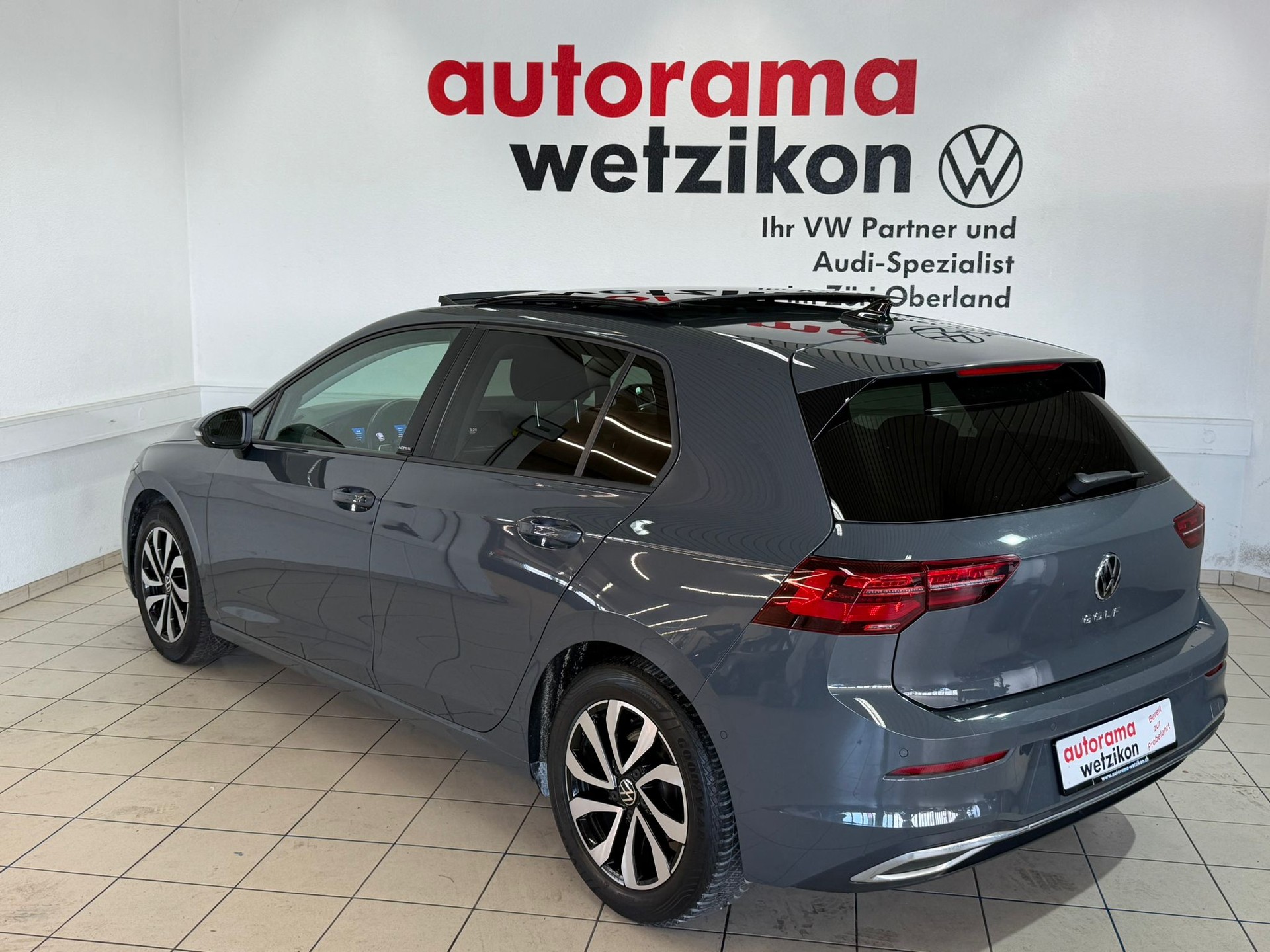 VW Golf 2.0 TDI Style DSG-image-2